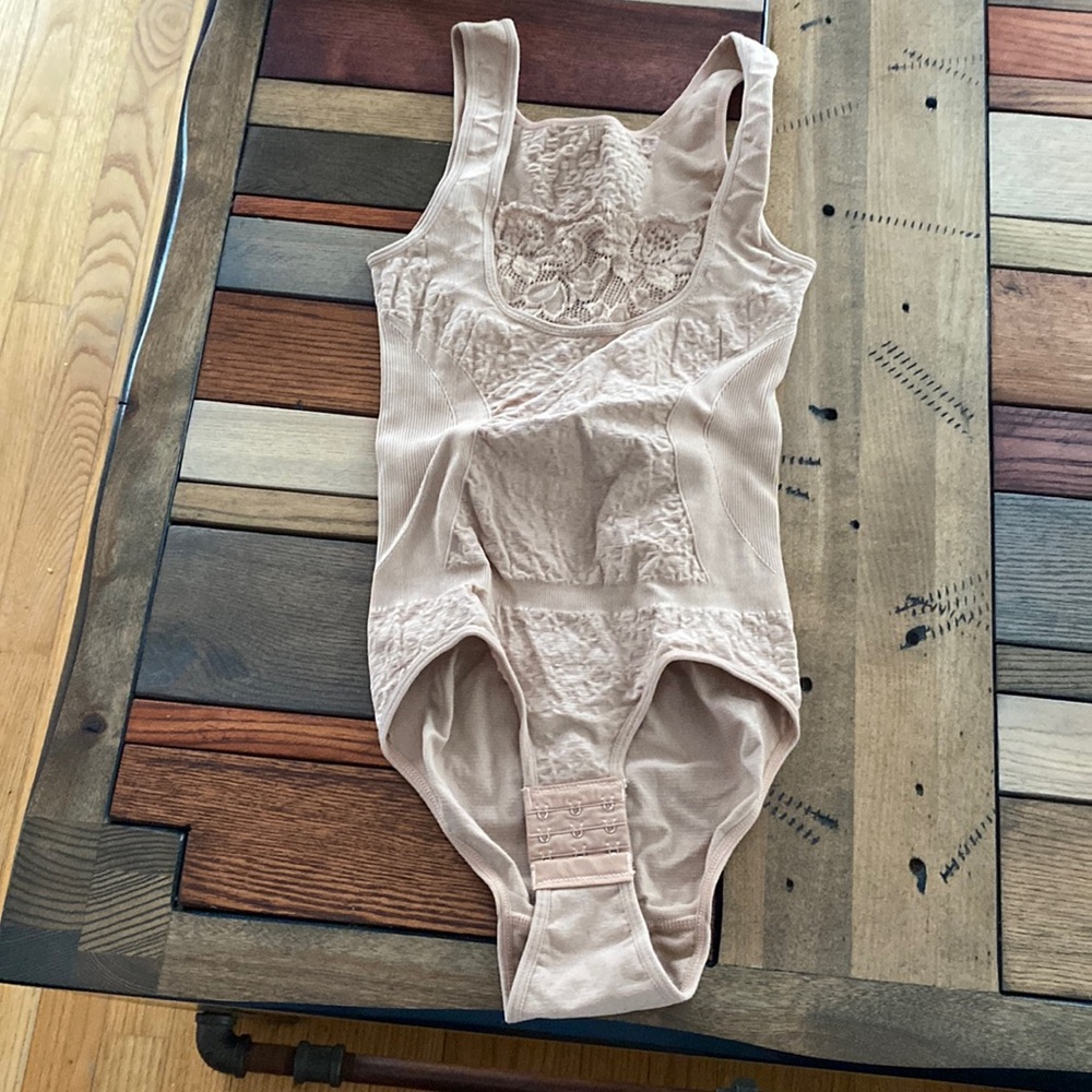 NWOT Wunderwear size l/Xl